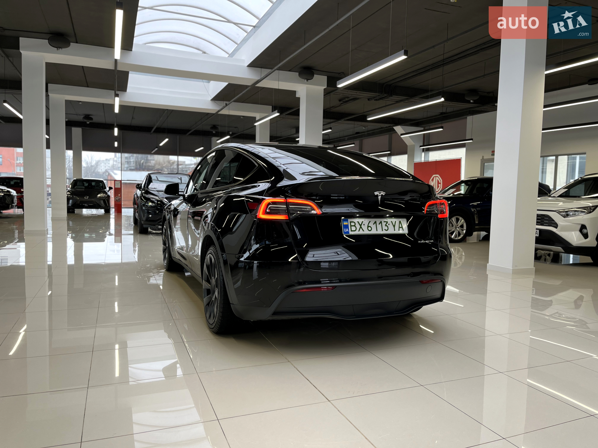 2022 Tesla Model Y - мініатюра 5