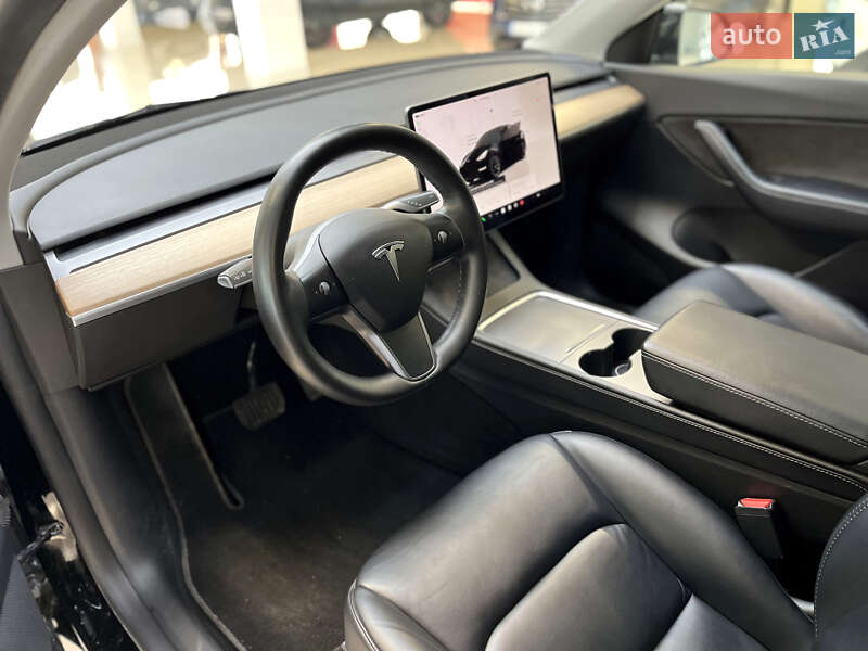 Позашляховик / Кросовер Tesla Model Y 2022 в Хмельницькому