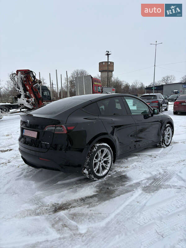 Позашляховик / Кросовер Tesla Model Y 2022 в Рівному фото 6 Позашляховик / Кросовер Tesla Model Y 2022 в Рівному