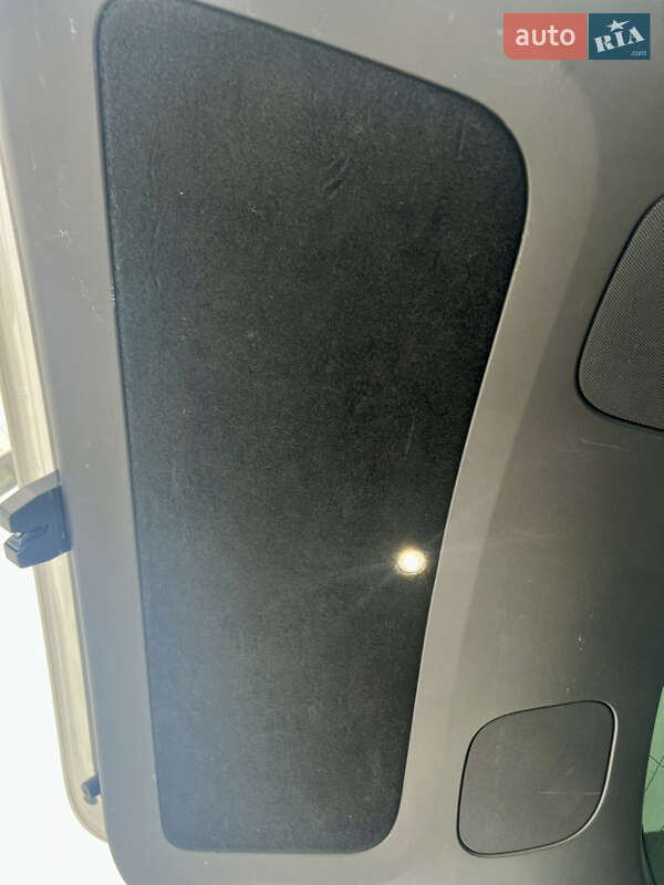 Внедорожник / Кроссовер Tesla Model Y 2023 в Киеве