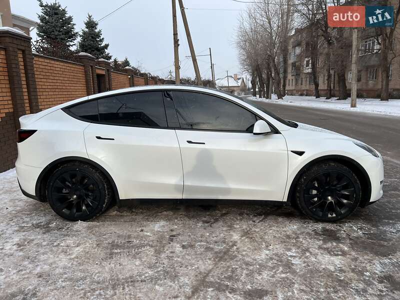 Внедорожник / Кроссовер Tesla Model Y 2021 в Кривом Роге фото 3 Внедорожник / Кроссовер Tesla Model Y 2021 в Кривом Роге
