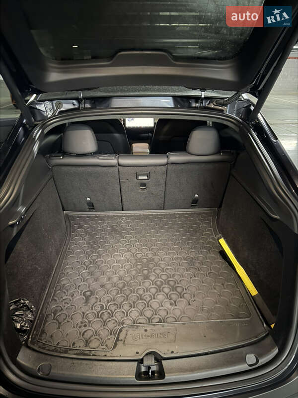 Внедорожник / Кроссовер Tesla Model Y 2024 в Никополе