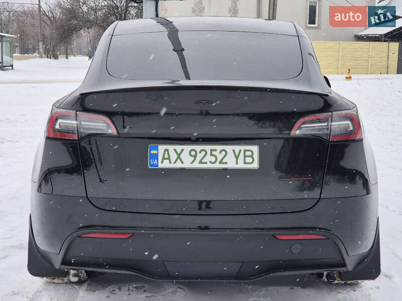 Внедорожник / Кроссовер Tesla Model Y 2023 в Харькове
