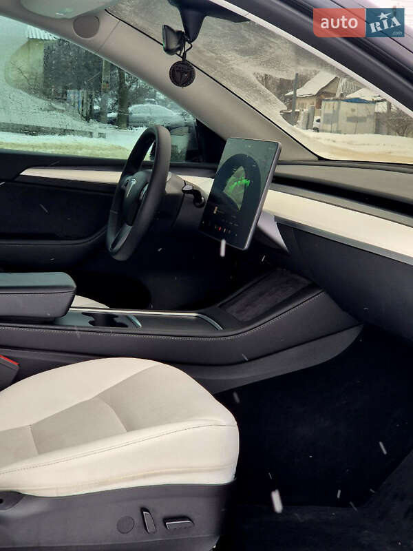 Внедорожник / Кроссовер Tesla Model Y 2023 в Харькове