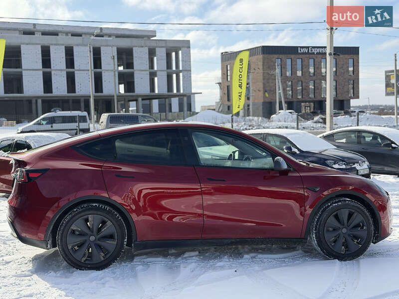 Позашляховик / Кросовер Tesla Model Y 2024 в Львові