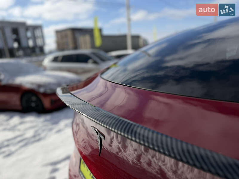 Позашляховик / Кросовер Tesla Model Y 2024 в Львові