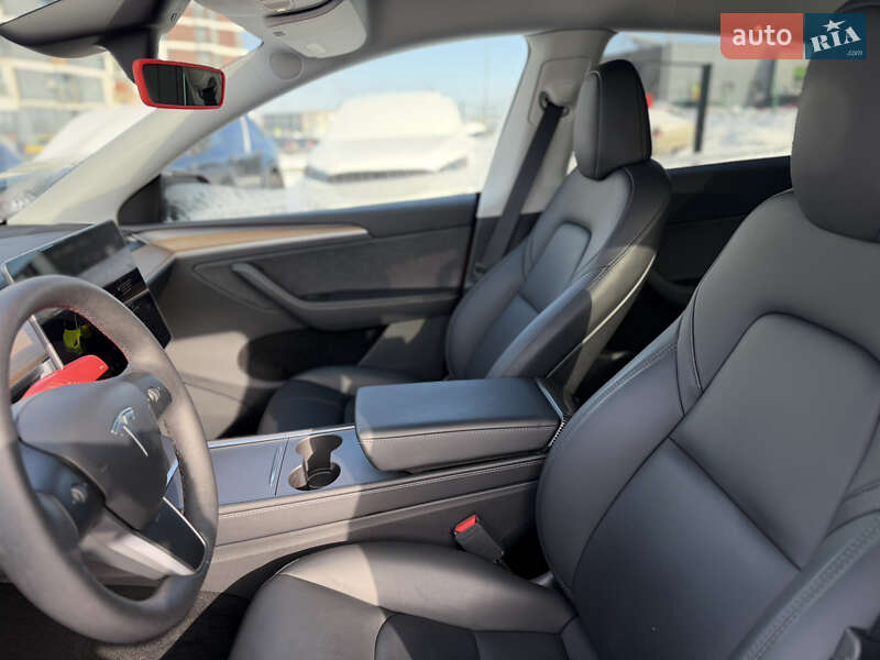 Позашляховик / Кросовер Tesla Model Y 2024 в Львові