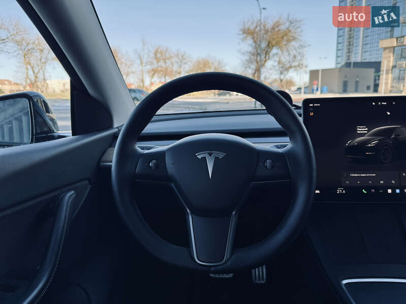 Позашляховик / Кросовер Tesla Model Y 2022 в Одесі фото 15 Позашляховик / Кросовер Tesla Model Y 2022 в Одесі