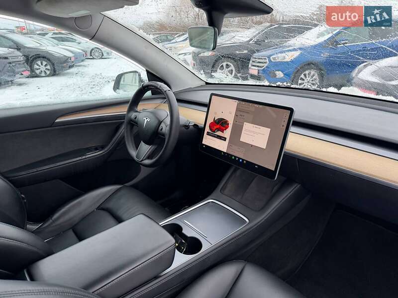 Позашляховик / Кросовер Tesla Model Y 2022 в Луцьку