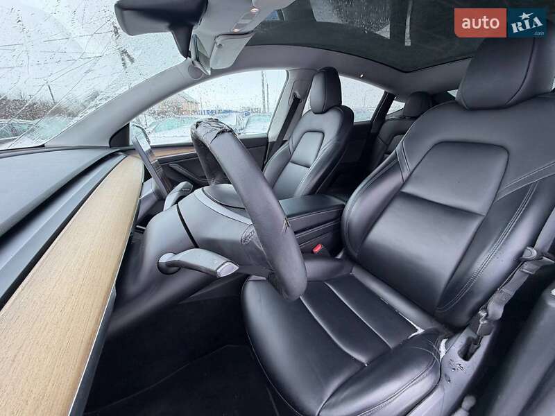 Позашляховик / Кросовер Tesla Model Y 2022 в Луцьку