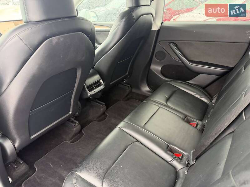 Позашляховик / Кросовер Tesla Model Y 2022 в Луцьку