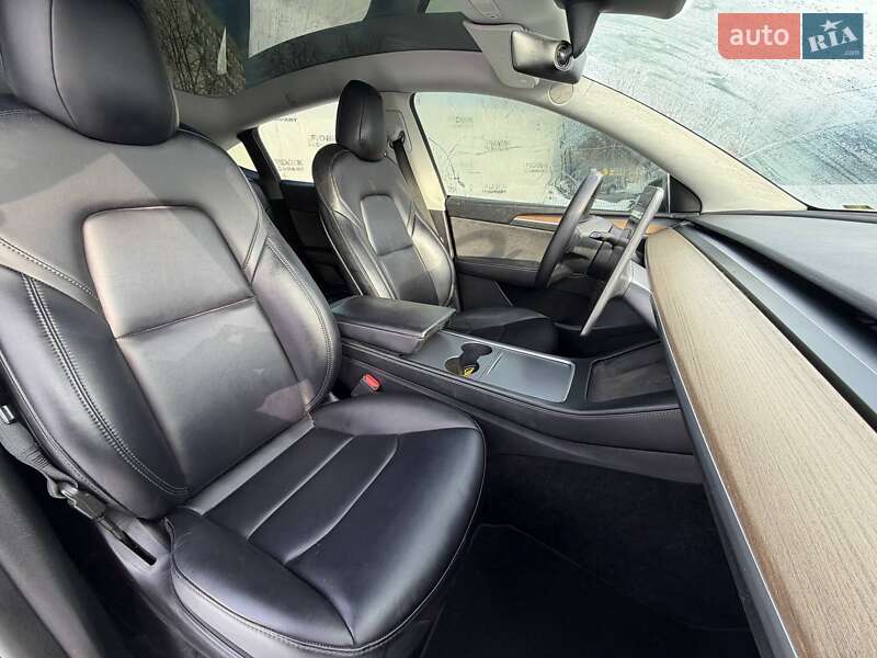 Позашляховик / Кросовер Tesla Model Y 2022 в Луцьку