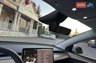 Внедорожник / Кроссовер Tesla Model Y 2023 в Тернополе