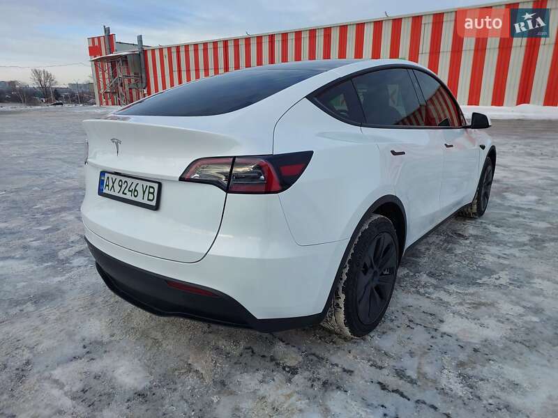 Позашляховик / Кросовер Tesla Model Y 2025 в Харкові