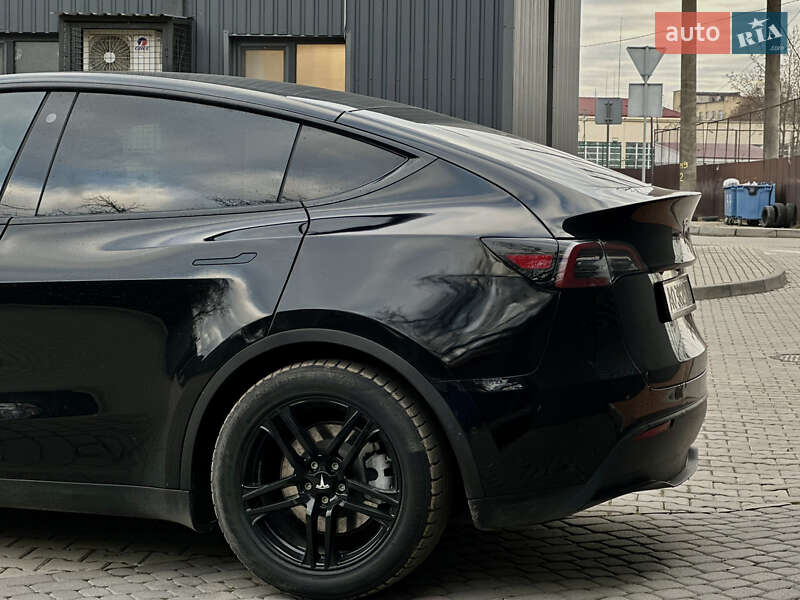 Внедорожник / Кроссовер Tesla Model Y 2021 в Ужгороде фото 7 Внедорожник / Кроссовер Tesla Model Y 2021 в Ужгороде