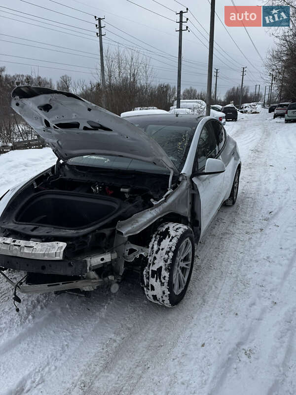 Позашляховик / Кросовер Tesla Model Y 2023 в Ірпені