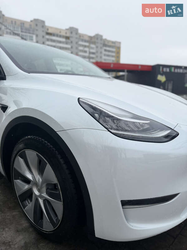 Внедорожник / Кроссовер Tesla Model Y 2023 в Львове фото 4 Внедорожник / Кроссовер Tesla Model Y 2023 в Львове