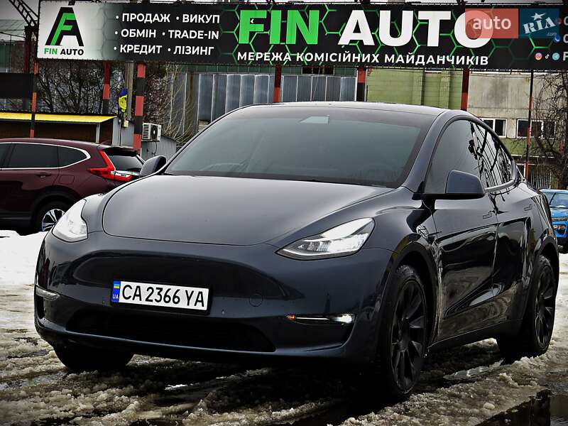 Tesla Model Y 2022
