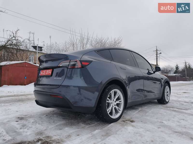 Позашляховик / Кросовер Tesla Model Y 2023 в Білій Церкві фото 7 Позашляховик / Кросовер Tesla Model Y 2023 в Білій Церкві