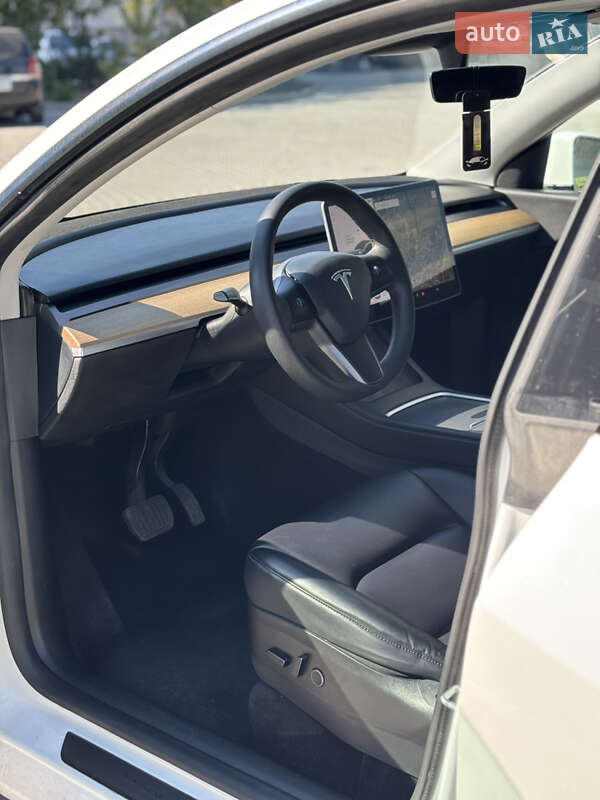 Внедорожник / Кроссовер Tesla Model Y 2021 в Кропивницком фото 12 Внедорожник / Кроссовер Tesla Model Y 2021 в Кропивницком