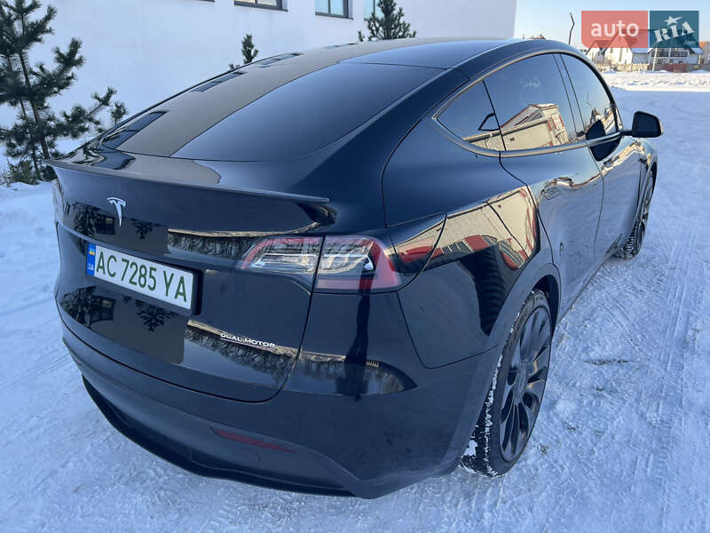 Позашляховик / Кросовер Tesla Model Y 2022 в Луцьку