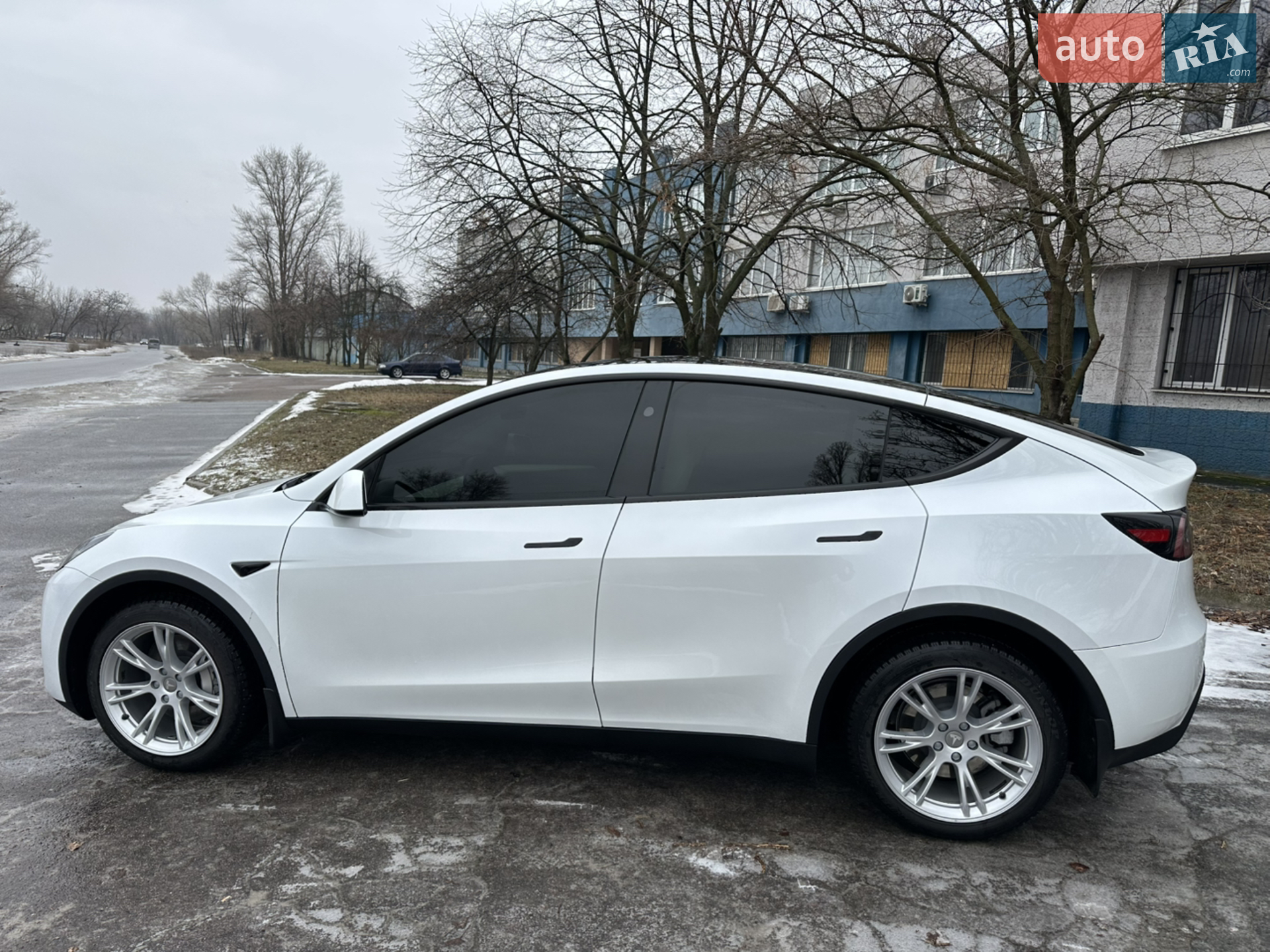 2023 Tesla Model Y - мініатюра 2
