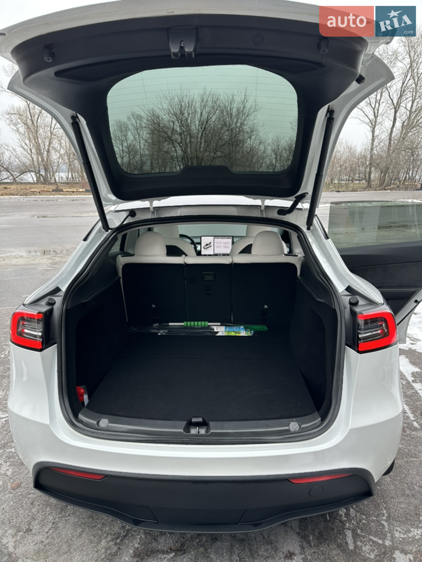 2023 Tesla Model Y - мініатюра 10