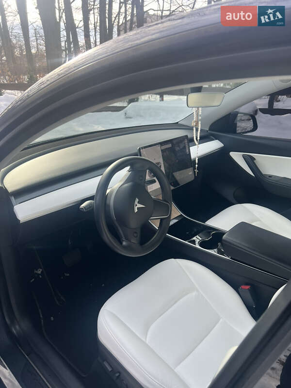 Позашляховик / Кросовер Tesla Model Y 2020 в Львові