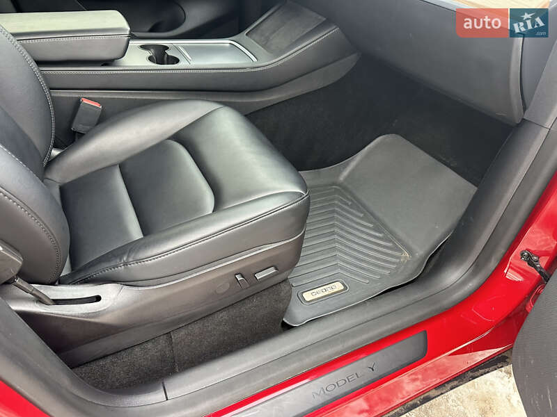 Позашляховик / Кросовер Tesla Model Y 2022 в Хмельницькому