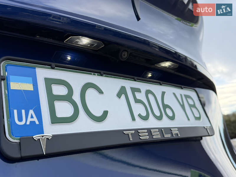 Внедорожник / Кроссовер Tesla Model Y 2021 в Дрогобыче