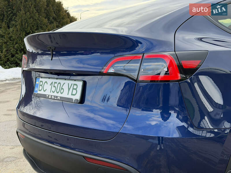 Внедорожник / Кроссовер Tesla Model Y 2021 в Дрогобыче