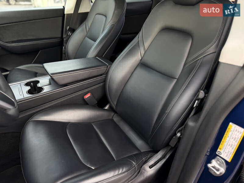 Внедорожник / Кроссовер Tesla Model Y 2021 в Дрогобыче