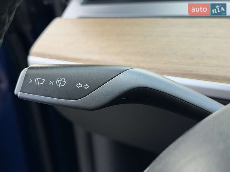 Внедорожник / Кроссовер Tesla Model Y 2021 в Дрогобыче