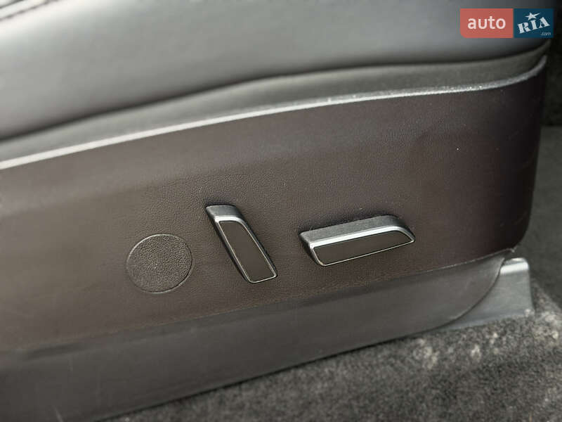 Внедорожник / Кроссовер Tesla Model Y 2021 в Дрогобыче