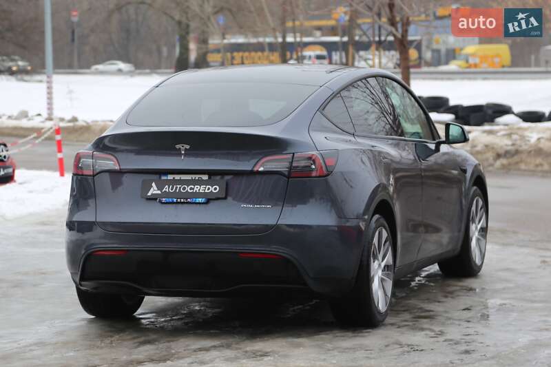 Внедорожник / Кроссовер Tesla Model Y 2023 в Киеве