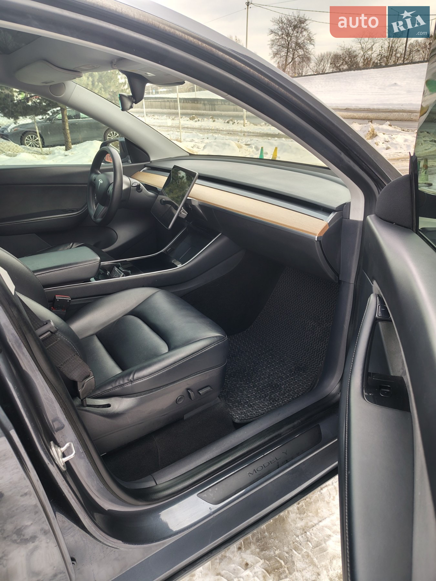 2020 Tesla Model Y - мініатюра 10