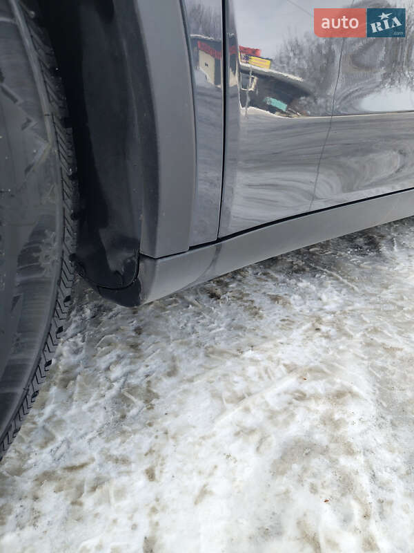 Позашляховик / Кросовер Tesla Model Y 2020 в Львові