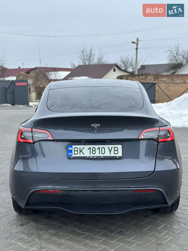 Позашляховик / Кросовер Tesla Model Y 2020 в Дубні