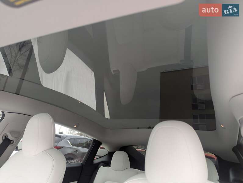 Позашляховик / Кросовер Tesla Model Y 2022 в Києві фото 3 Позашляховик / Кросовер Tesla Model Y 2022 в Києві