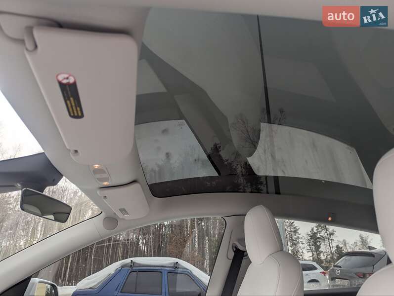 Позашляховик / Кросовер Tesla Model Y 2022 в Києві фото 4 Позашляховик / Кросовер Tesla Model Y 2022 в Києві