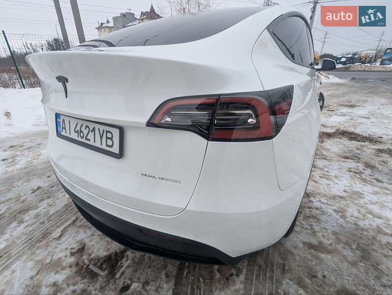 Позашляховик / Кросовер Tesla Model Y 2022 в Києві фото 12 Позашляховик / Кросовер Tesla Model Y 2022 в Києві