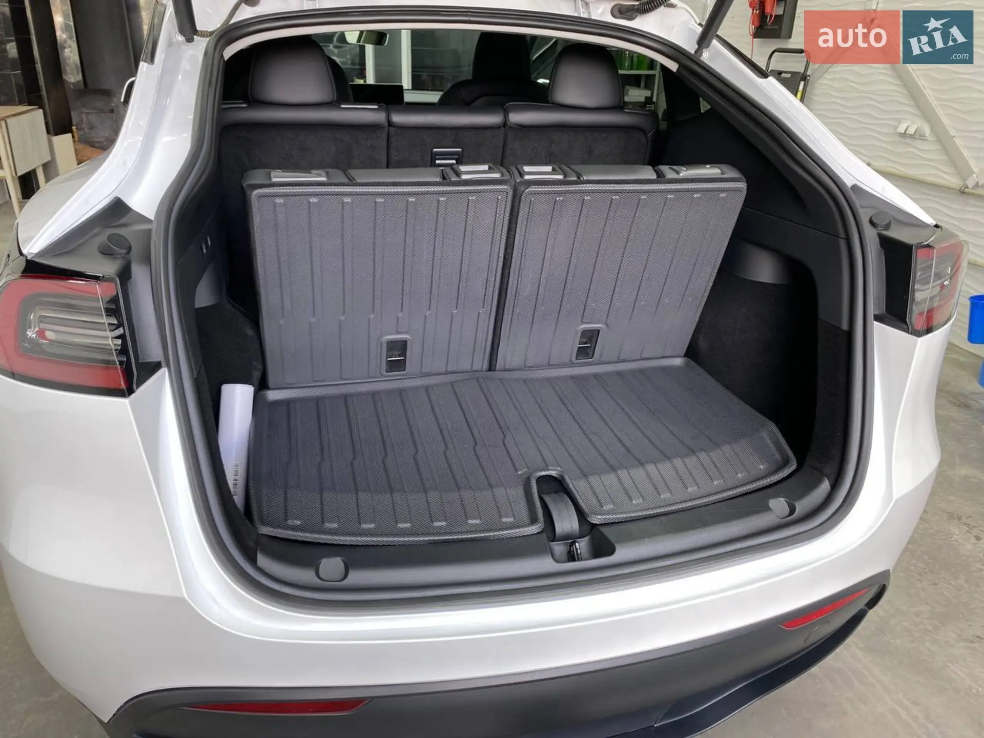 2023 Tesla Model Y - мініатюра 15