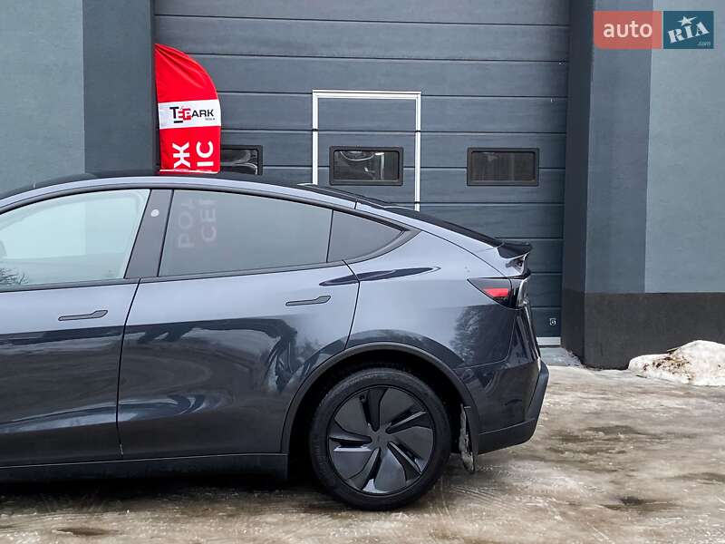 Внедорожник / Кроссовер Tesla Model Y 2025 в Киеве фото 7 Внедорожник / Кроссовер Tesla Model Y 2025 в Киеве