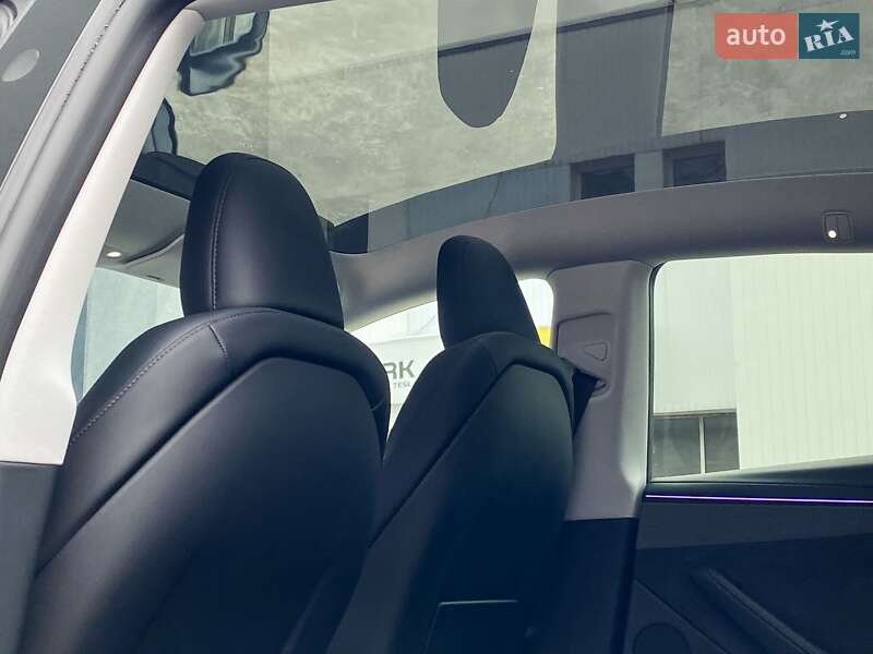 Внедорожник / Кроссовер Tesla Model Y 2025 в Киеве фото 16 Внедорожник / Кроссовер Tesla Model Y 2025 в Киеве