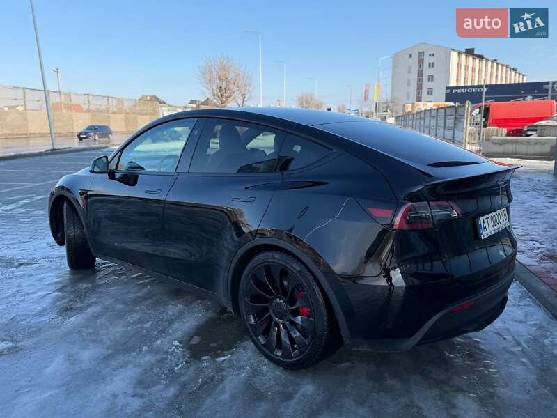 Позашляховик / Кросовер Tesla Model Y 2023 в Івано-Франківську фото 11 Позашляховик / Кросовер Tesla Model Y 2023 в Івано-Франківську