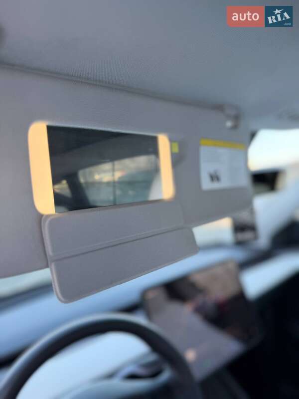 Позашляховик / Кросовер Tesla Model Y 2023 в Івано-Франківську фото 17 Позашляховик / Кросовер Tesla Model Y 2023 в Івано-Франківську