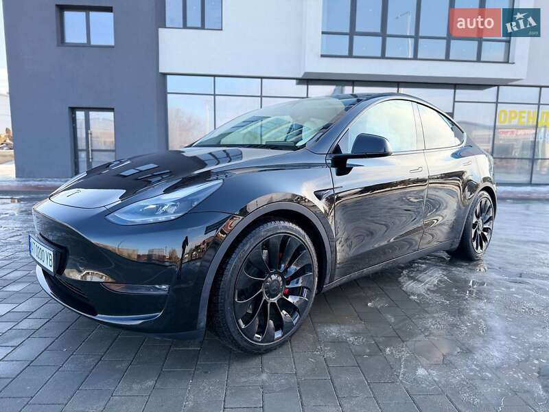 Позашляховик / Кросовер Tesla Model Y 2023 в Івано-Франківську фото 32 Позашляховик / Кросовер Tesla Model Y 2023 в Івано-Франківську