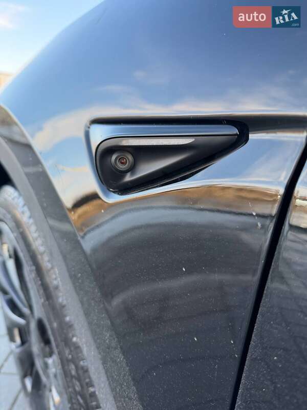 Позашляховик / Кросовер Tesla Model Y 2023 в Івано-Франківську фото 39 Позашляховик / Кросовер Tesla Model Y 2023 в Івано-Франківську