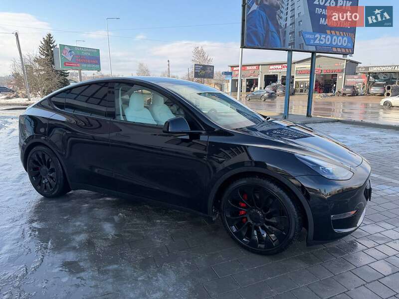 Позашляховик / Кросовер Tesla Model Y 2023 в Івано-Франківську фото 69 Позашляховик / Кросовер Tesla Model Y 2023 в Івано-Франківську