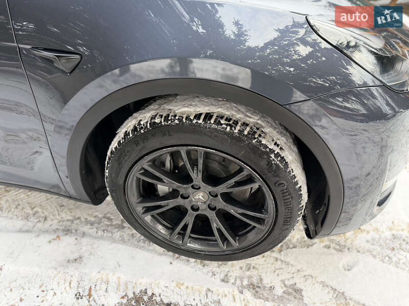 Внедорожник / Кроссовер Tesla Model Y 2023 в Виннице